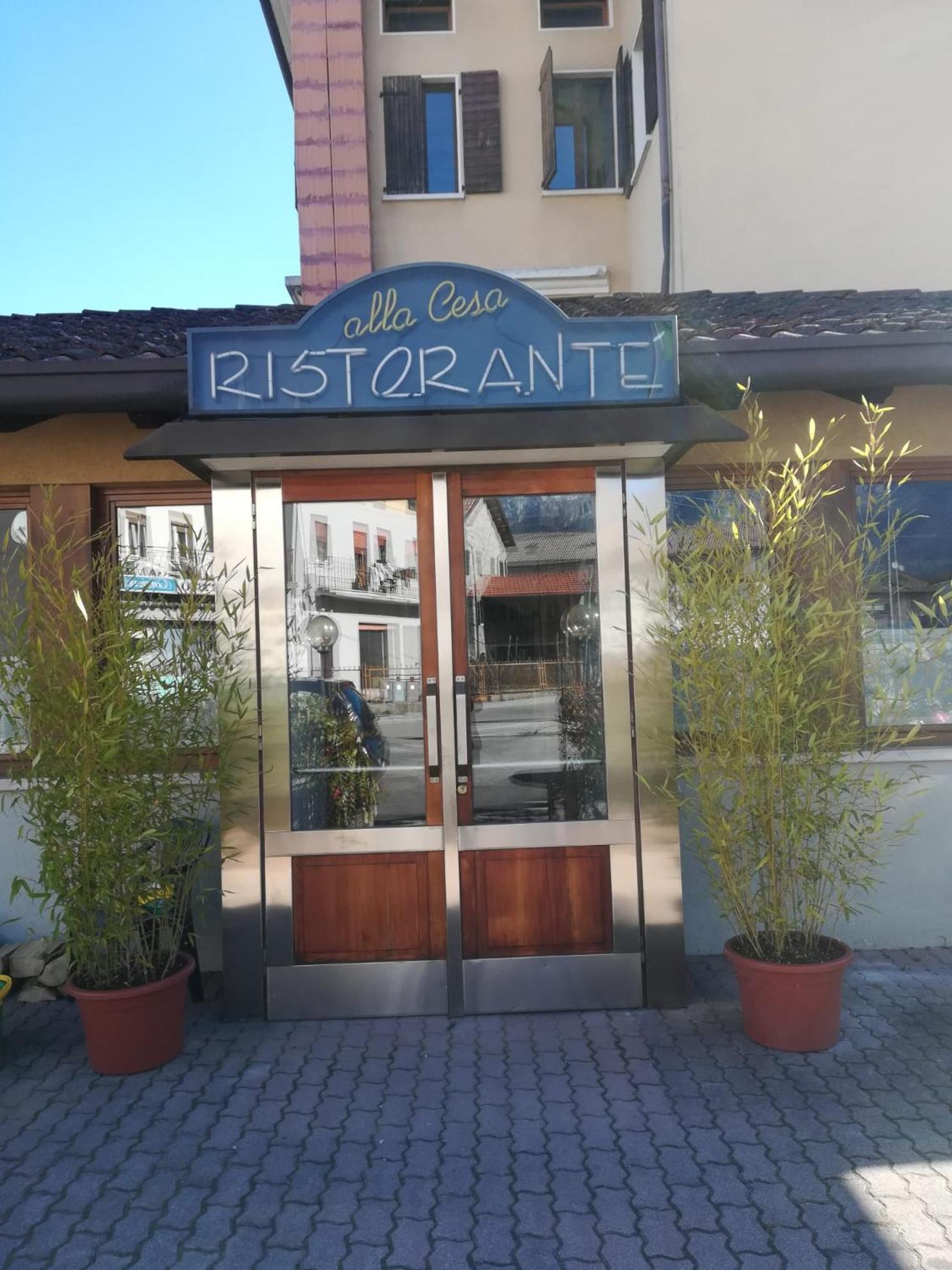 Albergo Alla Cesa Feltre Exterior foto
